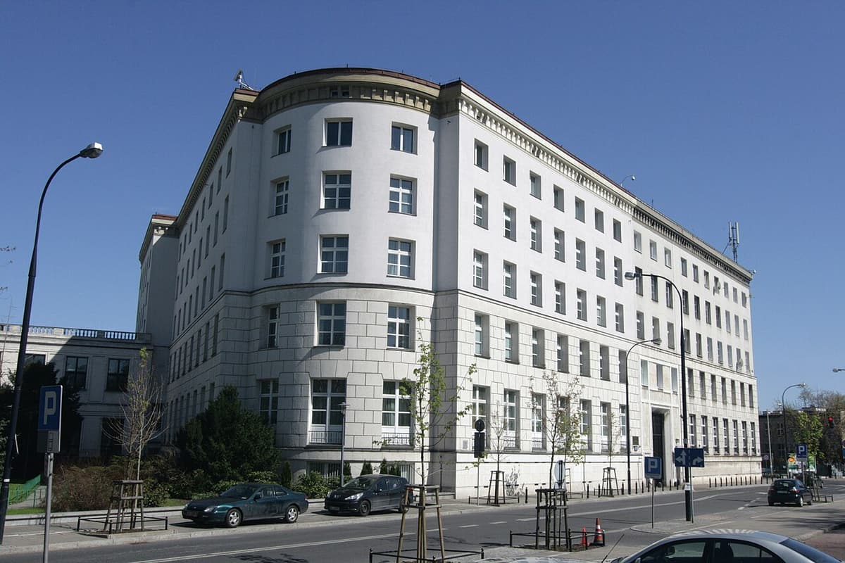 Stary Dom Poselski w kompleksie Sejmu przy ulicy Wiejskiej w Warszawie